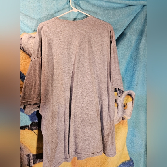 University of Steven's Point Men's T-shirt - Picture 2 of 3